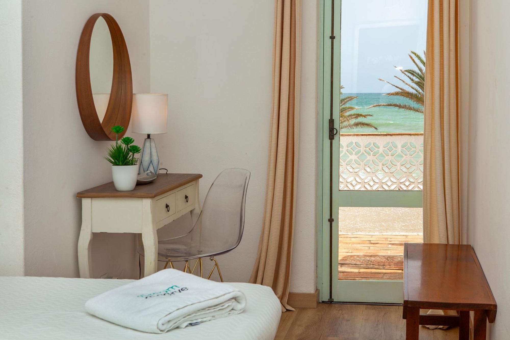 B86 - Beachline Apartment In Luz Esterno foto