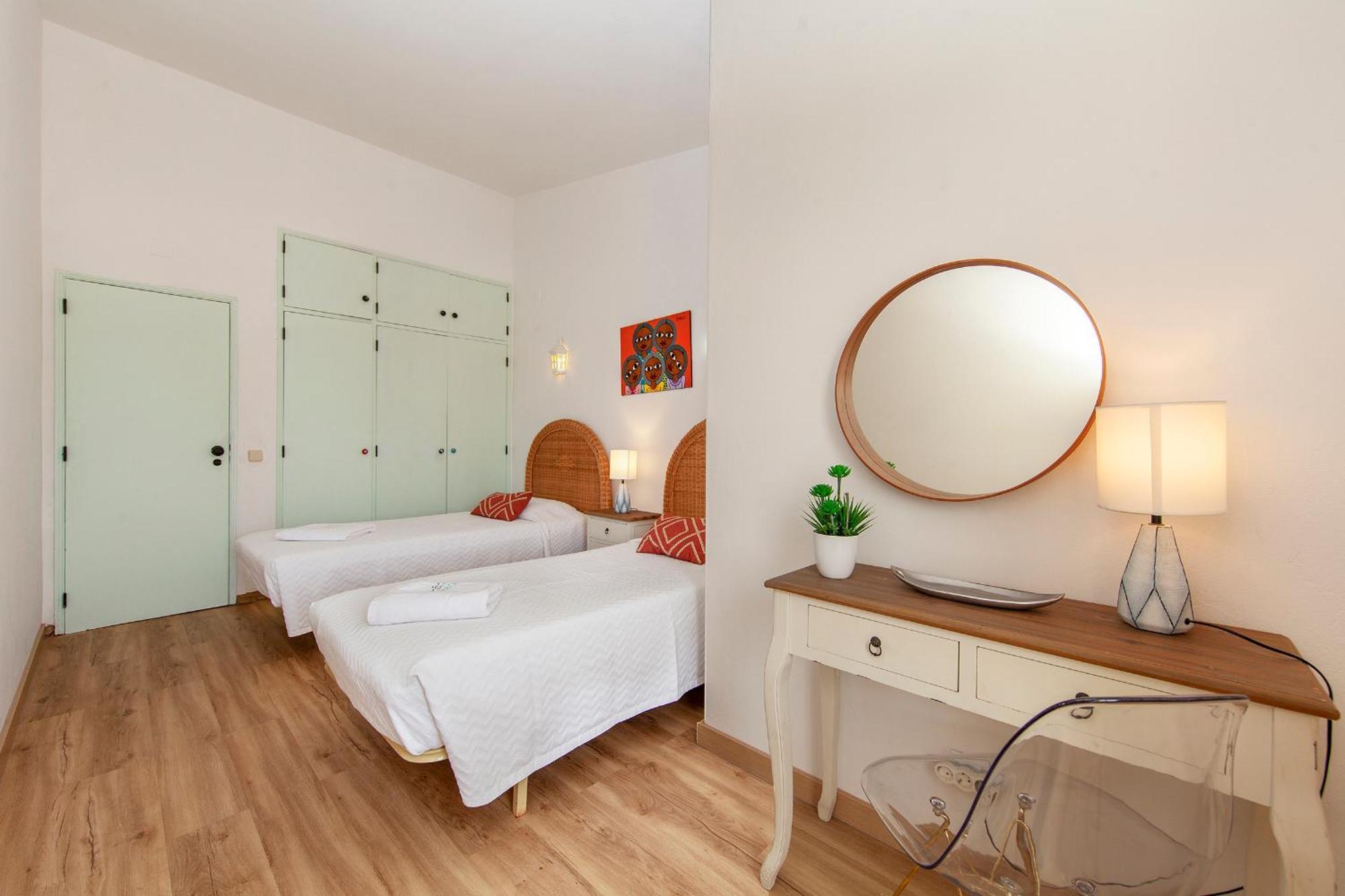 B86 - Beachline Apartment In Luz Esterno foto